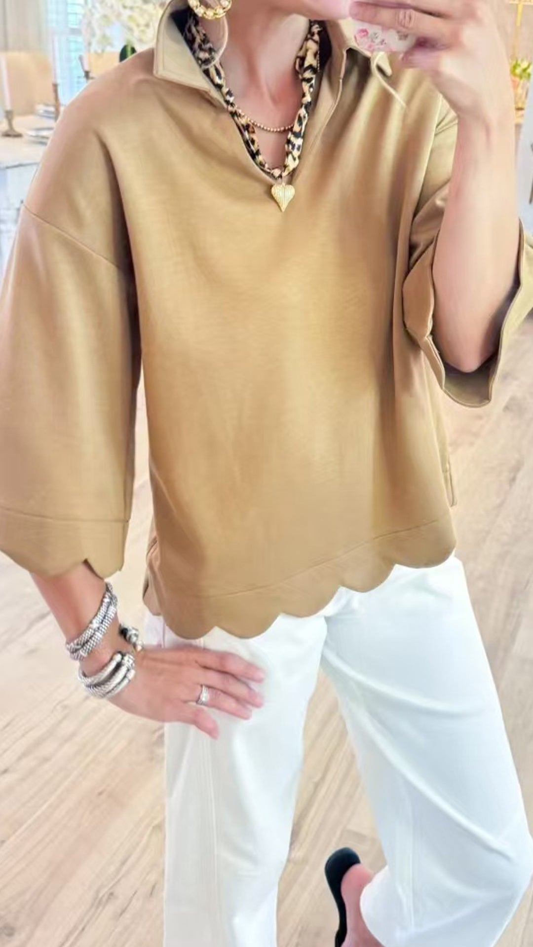 Women's Scalloped Edge V-Neck Loose Lapel 3/4 Sleeve Blouse