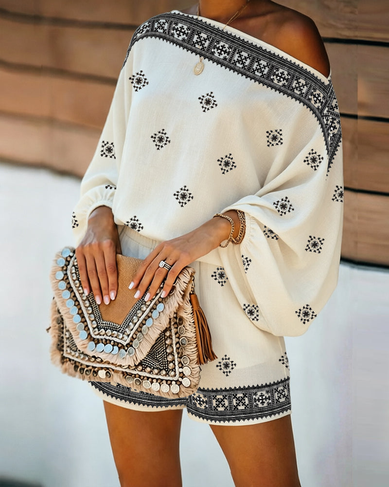 Women's Boho Vintage Print 2-Piece Set Off-Shoulder Lantern Sleeve Top and High-Waisted Shorts Casual Beach Vacation Outfit