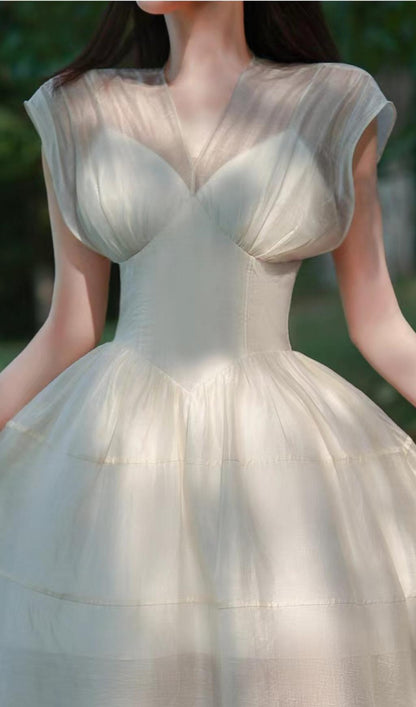 CHIIFFON MIDI DRESS IN WHITE