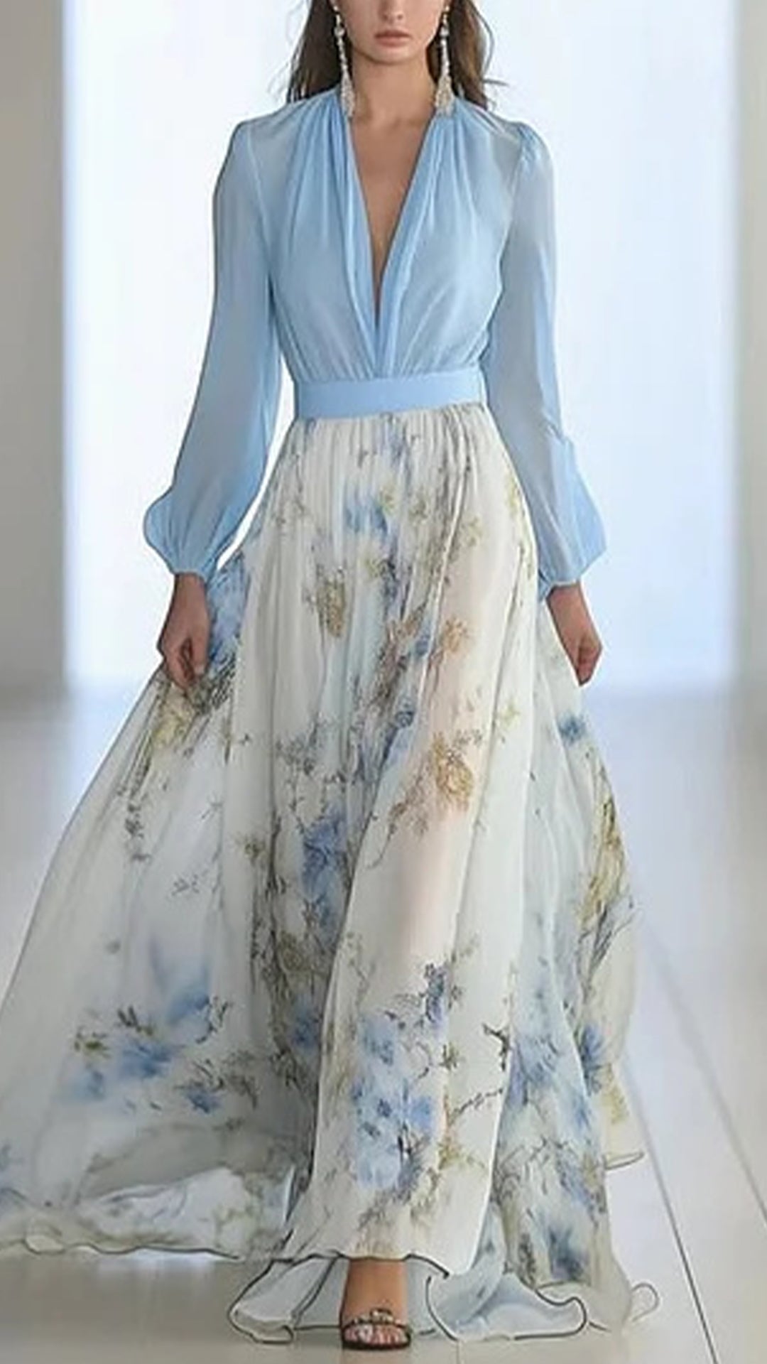 V-neck tulle lantern sleeve print maxi dress