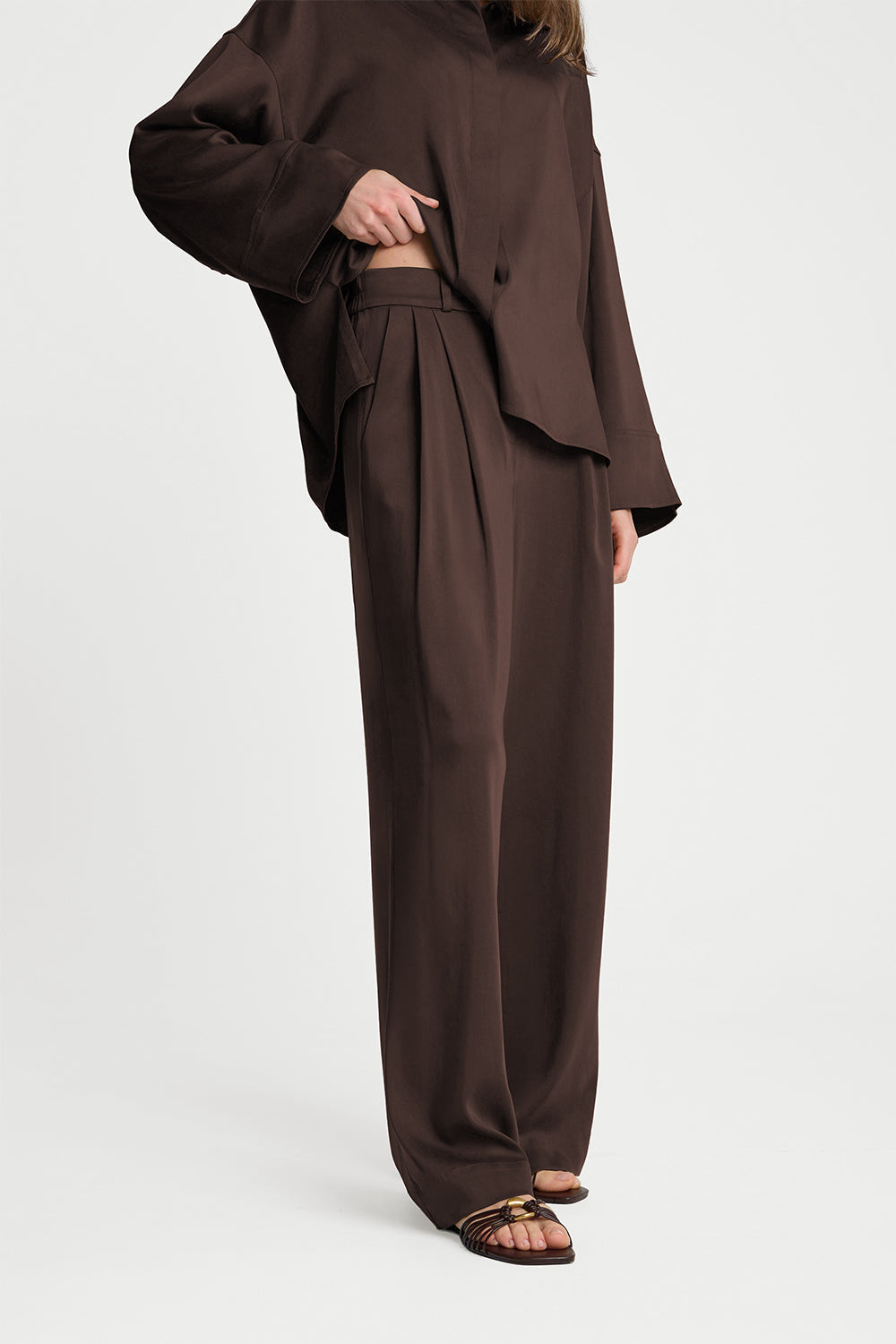 Miss Suri Chocolate Trousers