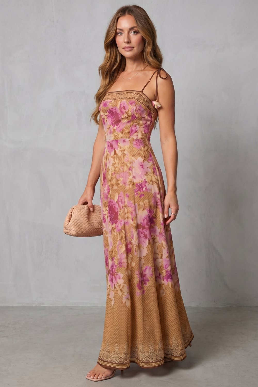 Floréline – Square neck floral grace – Maxi dress