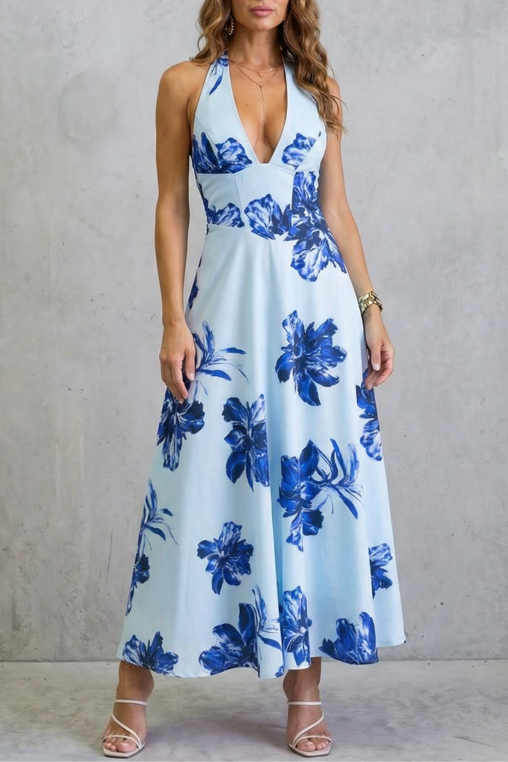 Florévia – Backless floral elegance – Maxi dress