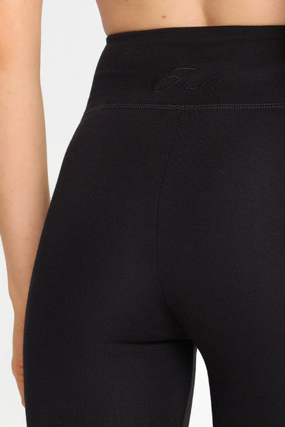 Miss Capri Black Leggings