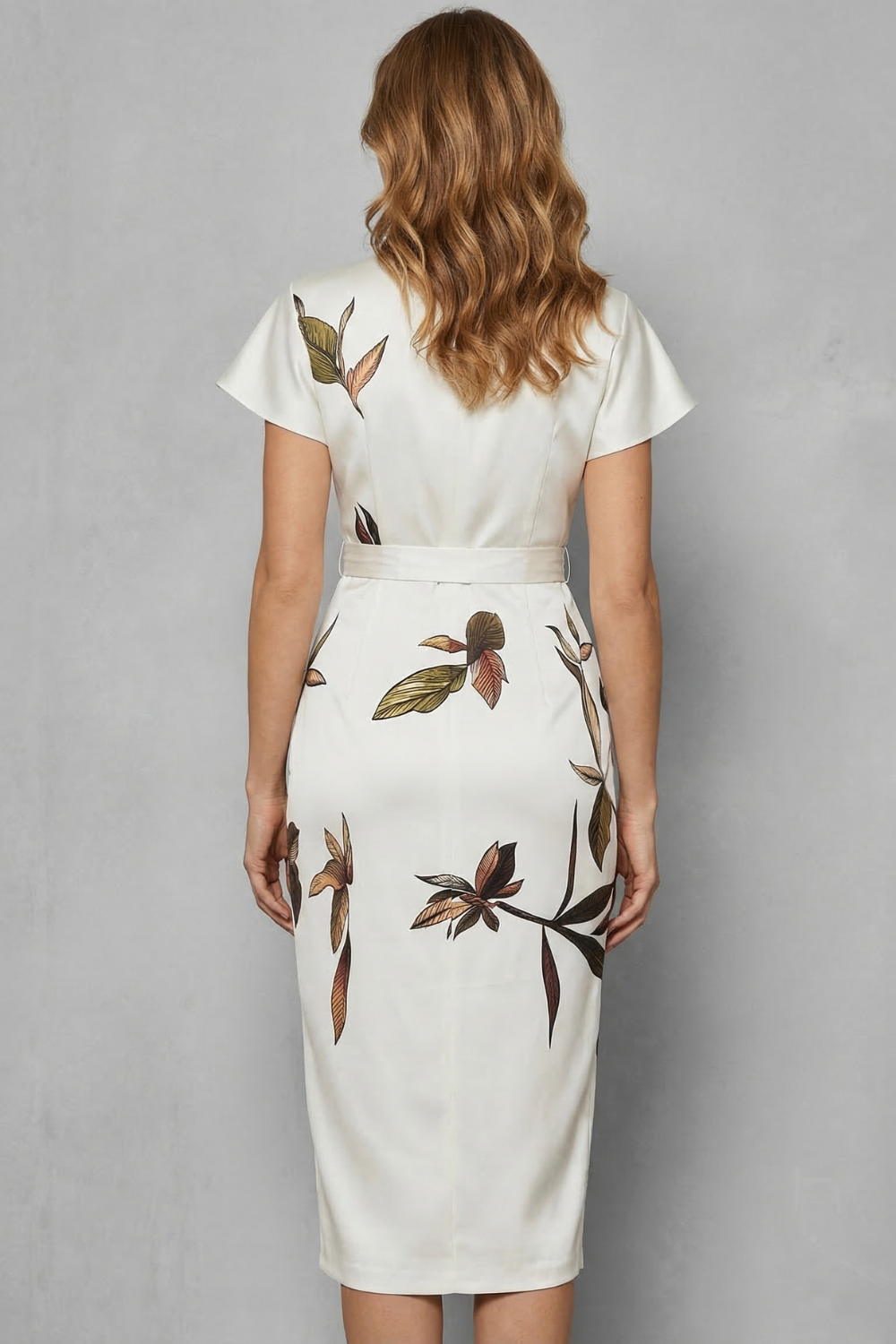 Lioravelle – Effortless wrap silhouette – Midi dress