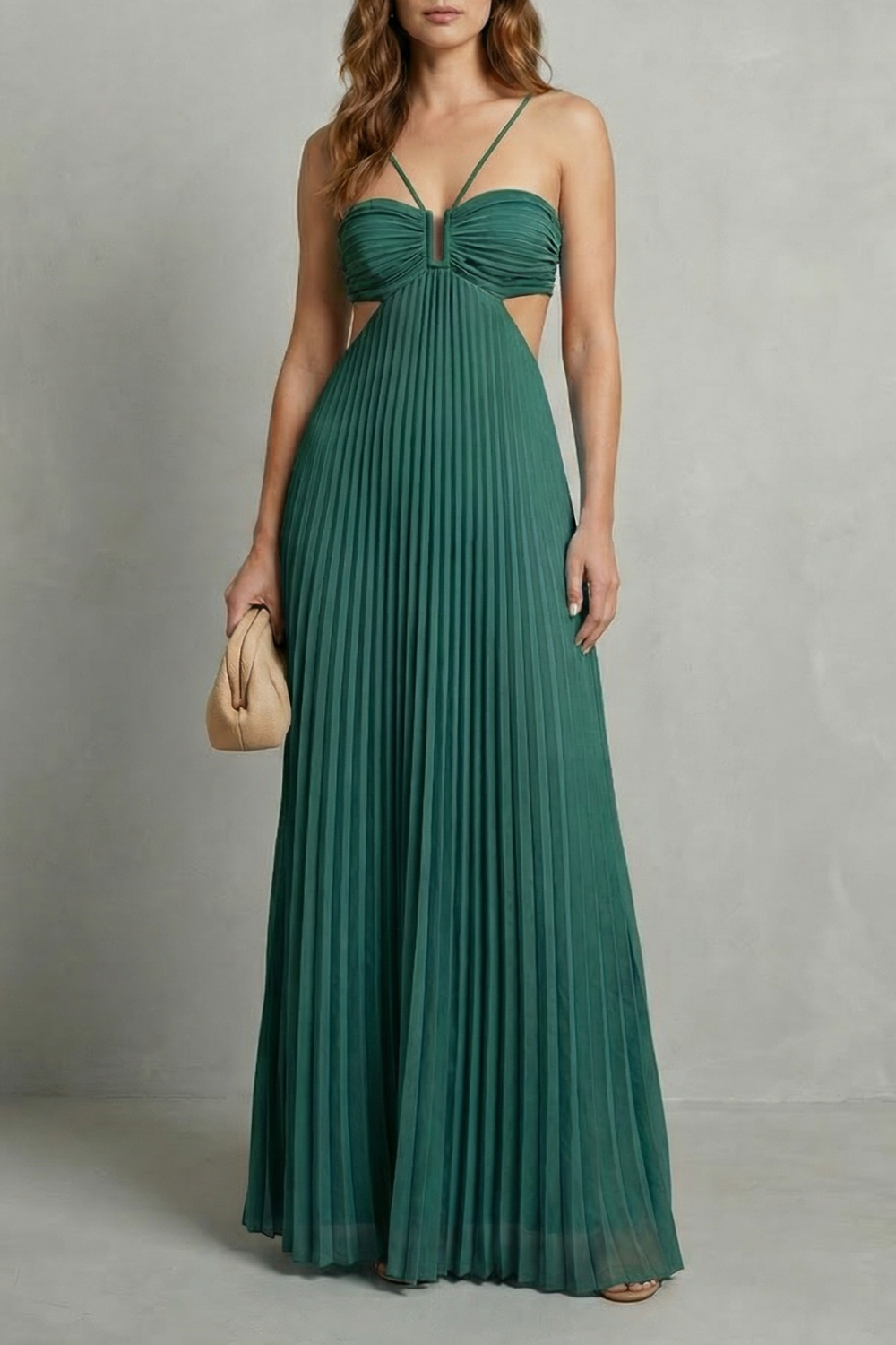 Luellara – Pleated halter elegance – Maxi dress