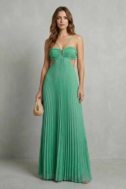 Luellara – Pleated halter elegance – Maxi dress