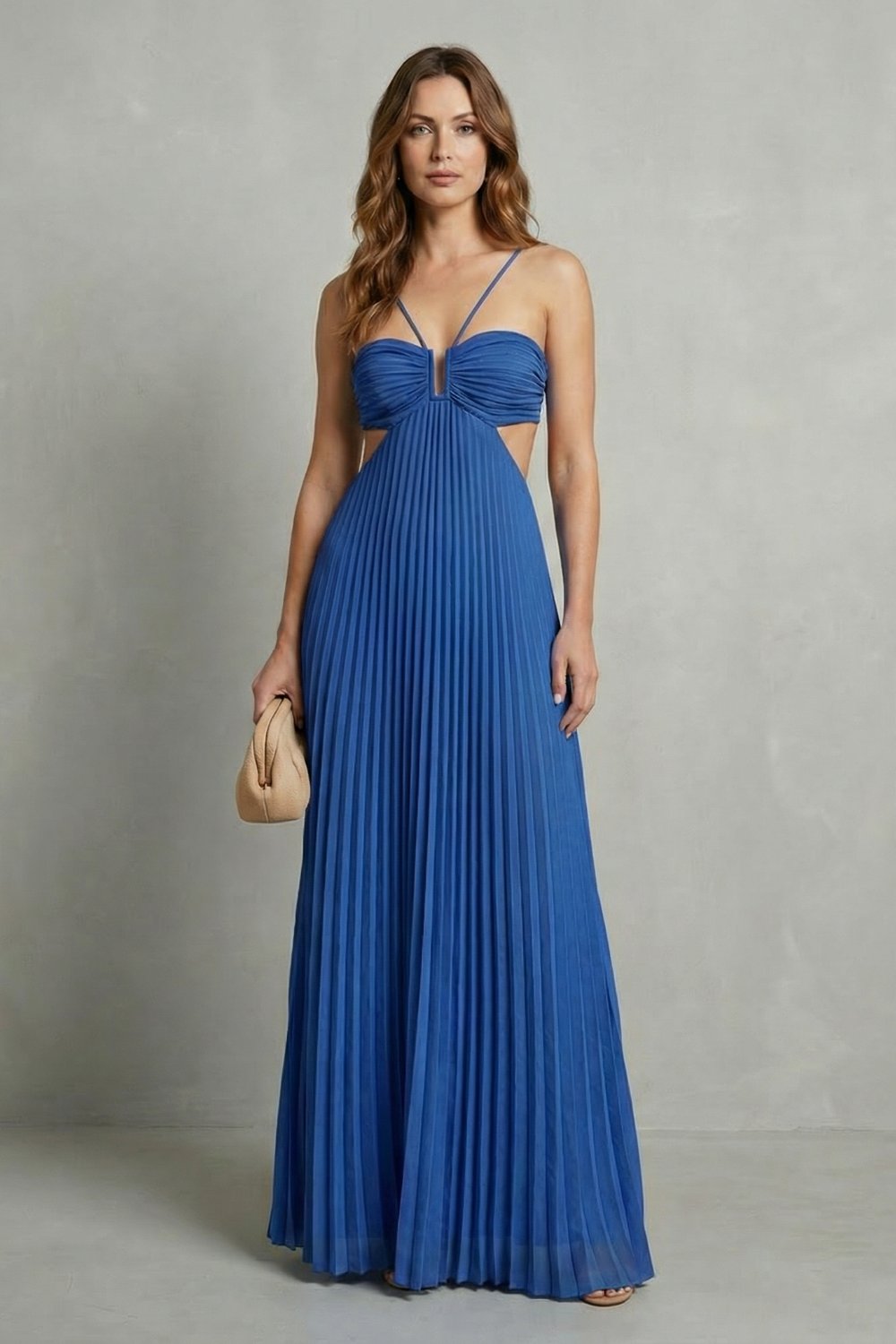 Luellara – Pleated halter elegance – Maxi dress