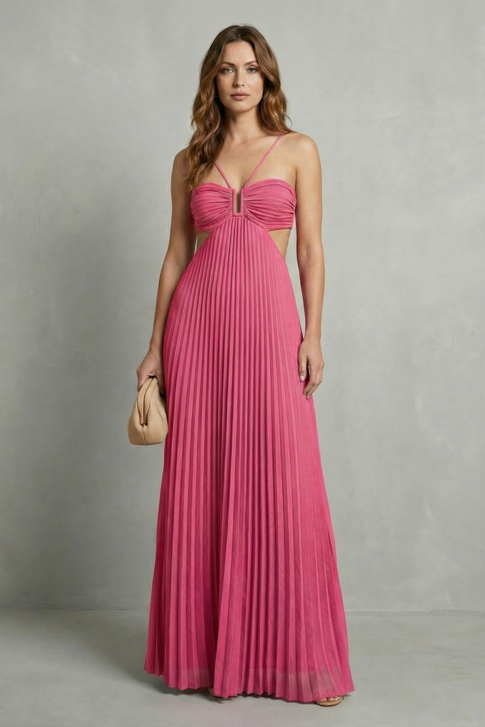 Luellara – Pleated halter elegance – Maxi dress