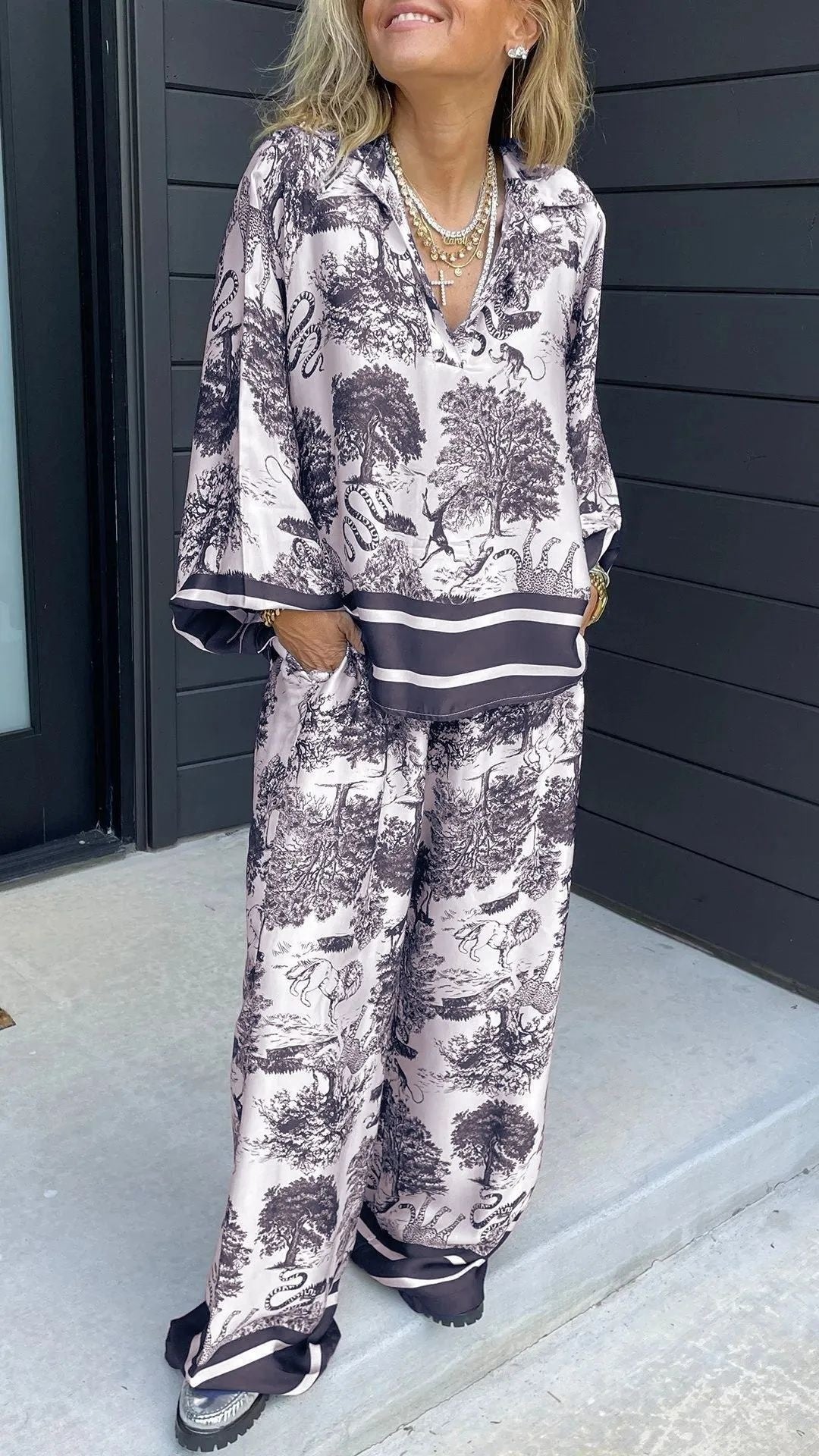 Casual V-Neck Printed Long-Sleeve Two-Piece Set with Pockets