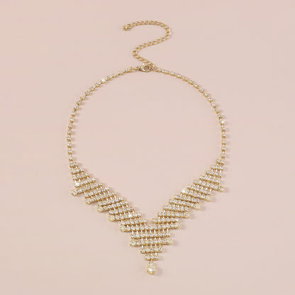 GOLD RHINESTONE V-SHAPED NECKLACE