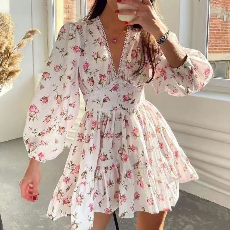 Printed V-neck puff sleeve lace mini dress