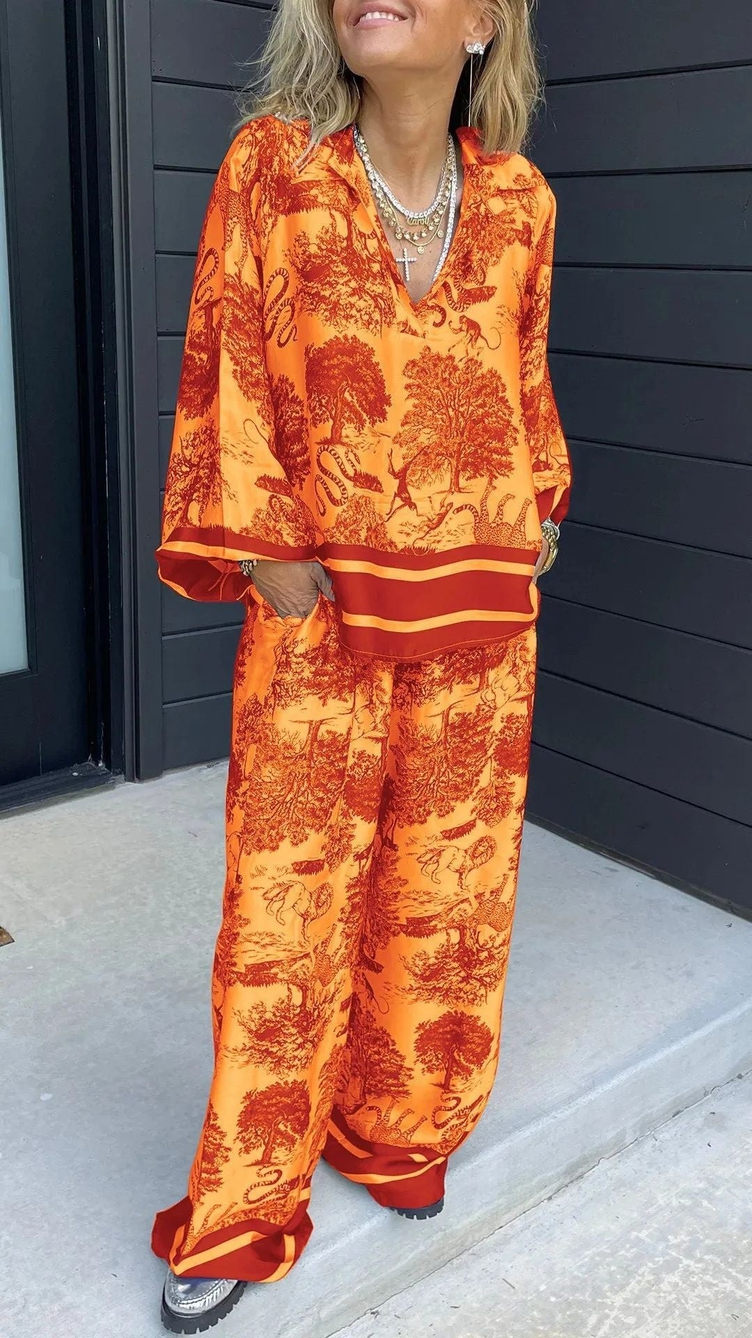 Casual V-Neck Printed Long-Sleeve Two-Piece Set with Pockets