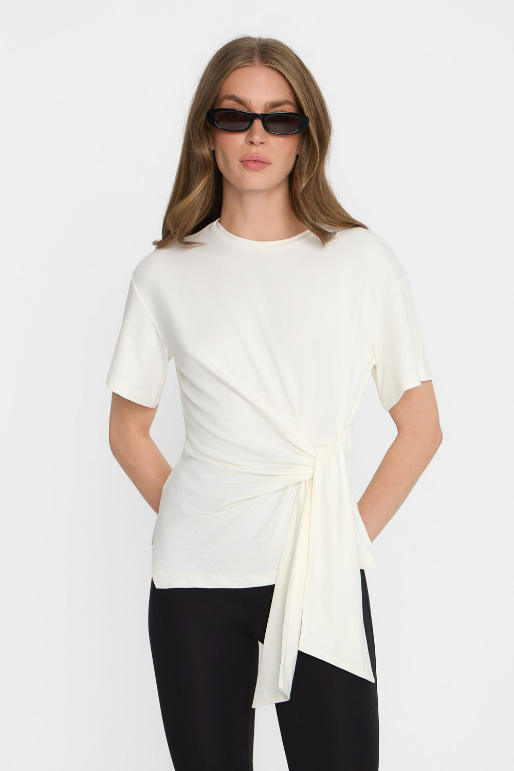 Miss Gwyneth Off-White T-shirt