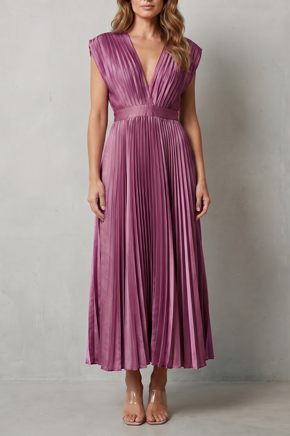 Veloria – Flowing pleated elegance – Midi dress