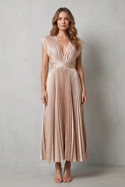 Veloria – Flowing pleated elegance – Midi dress