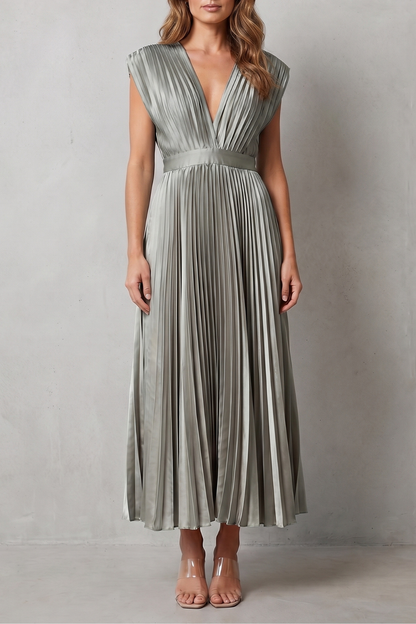 Veloria – Flowing pleated elegance – Midi dress