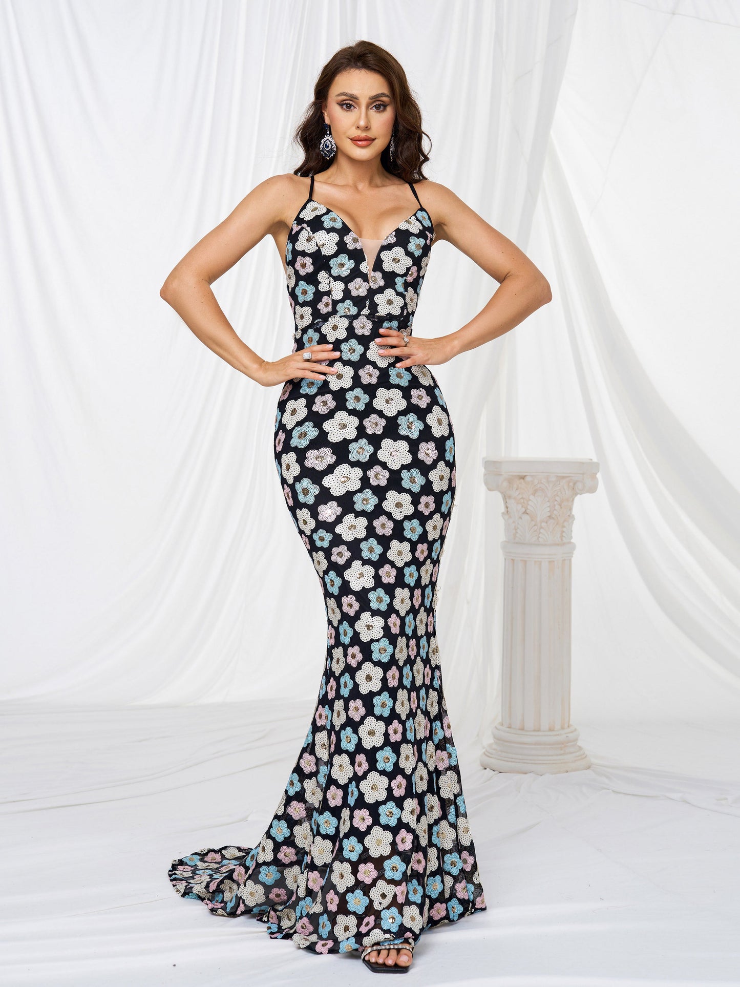 Spaghetti Straps Mermaid Sequin Maxi Dress