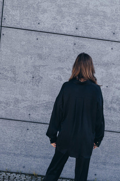 Echo Oversized Viscose Satin Shirt – Black