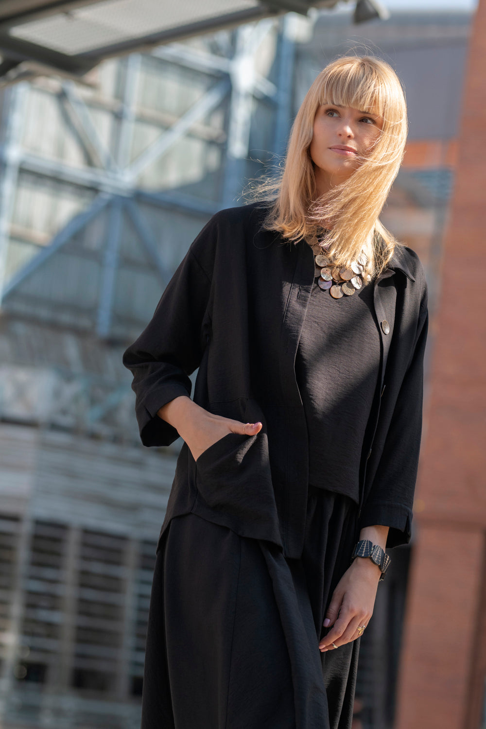 Echo viscose shirt with pockets – black
