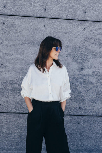 Echo oversize shirt made of viscose satin – cream