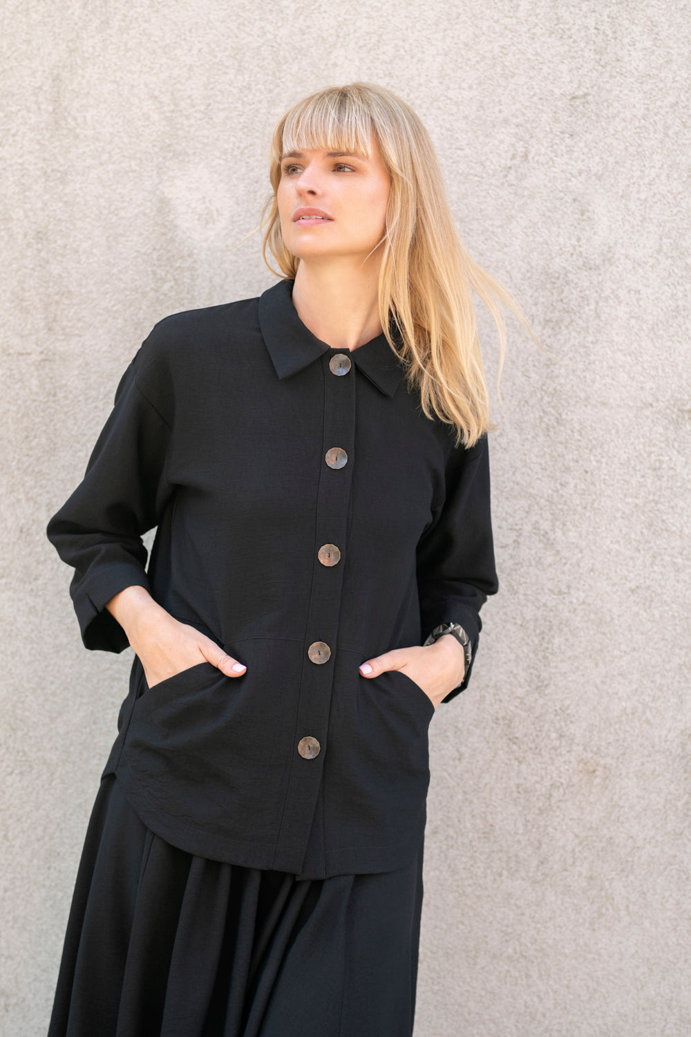 Echo viscose shirt with pockets – black