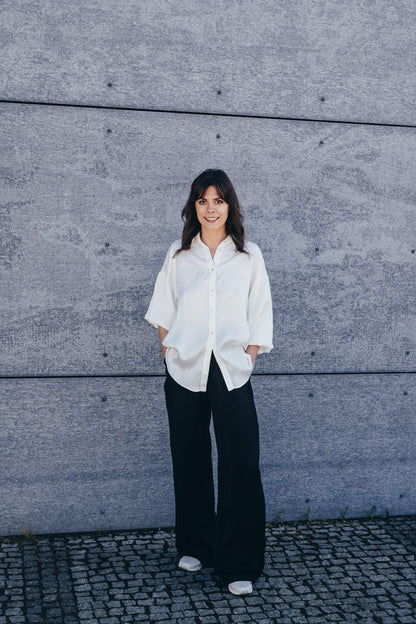 Echo oversize shirt made of viscose satin – cream