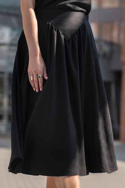 Echo Viscose Midi Skirt with Pockets – Black