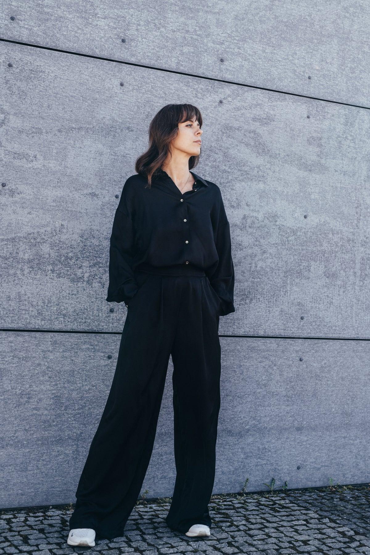Echo Viscose Satin Wide Leg Trousers – Black