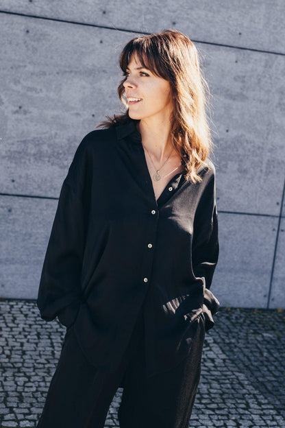 Echo Oversized Viscose Satin Shirt – Black