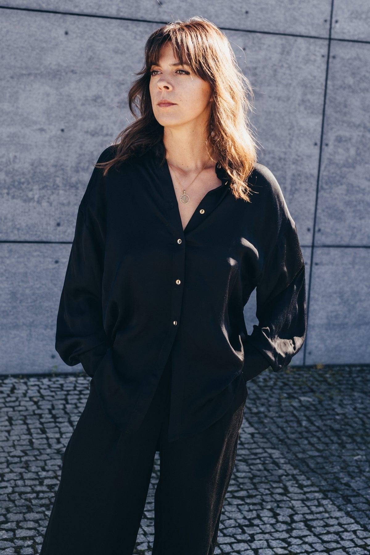 Echo Oversized Viscose Satin Shirt – Black