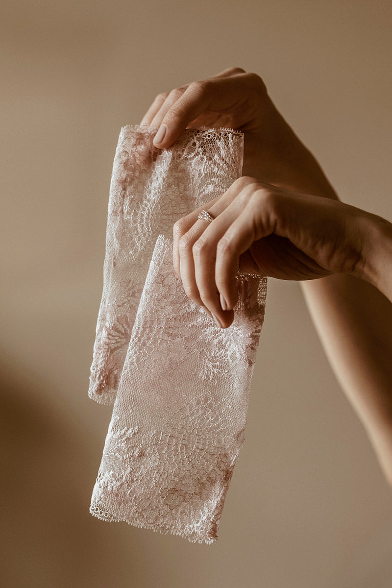 Lace gloves - Powdery Touch