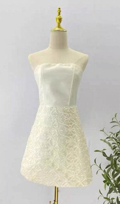 EMBELLISHED STRAOLESS MINI DRESS