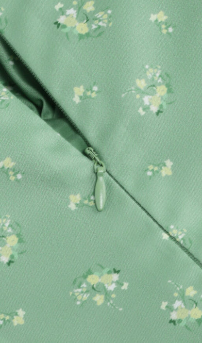 VINTAGE FLORAL PUFF SLEEVE MIDI DRESS IN GREEN styleofcb 