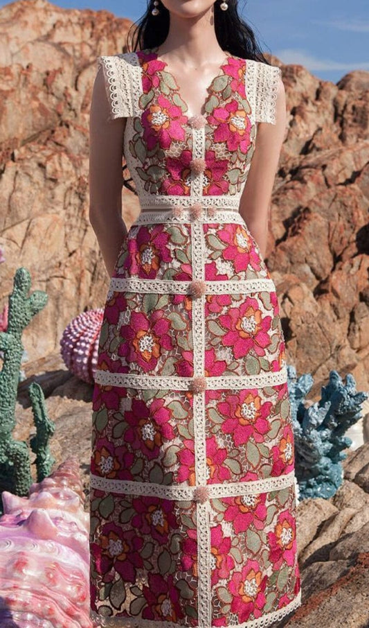 EMBROIDERY FLOWER BODYCON MIDI DRESS IN RED DRESS STYLE OF CB 
