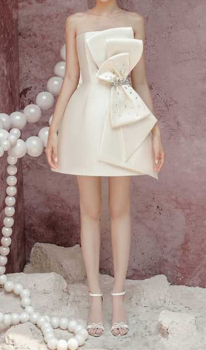 STRAPLESS BOW MINI DRESS DRESS STYLE OF CB 