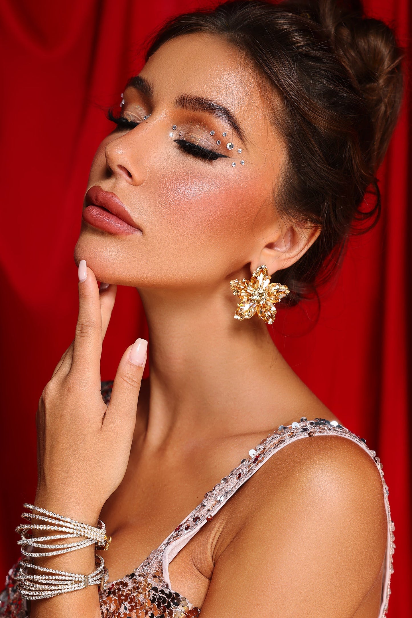 FLOWER RHINESTONE EARRINGS