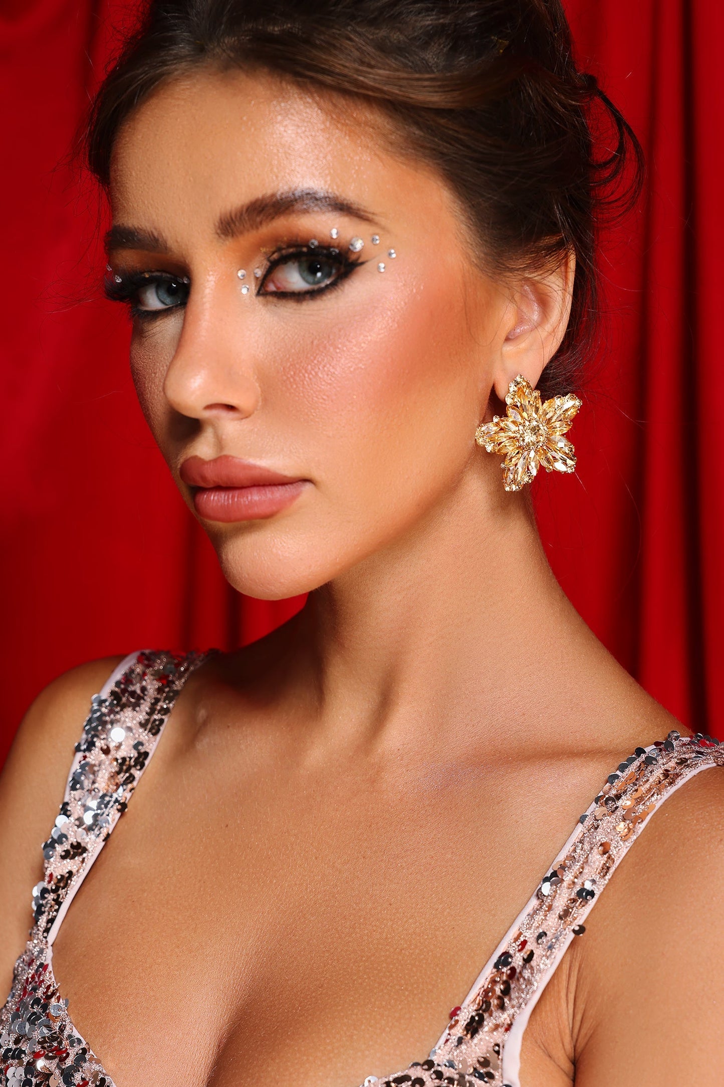 FLOWER RHINESTONE EARRINGS