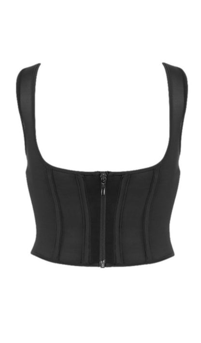 Short stitched suspender top.